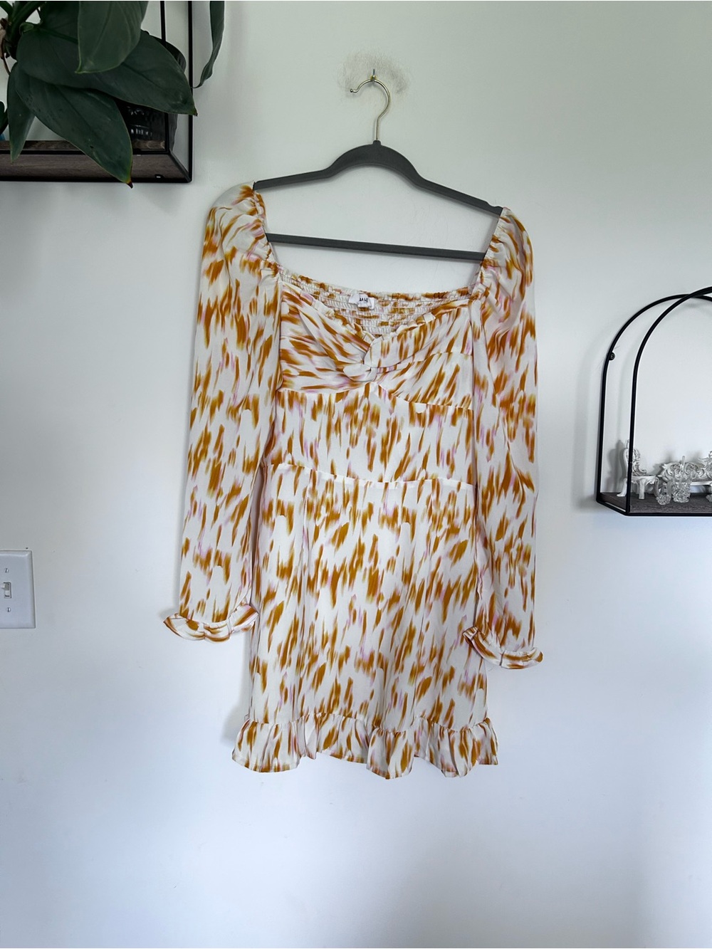 Rahi Bailey White & Gold Marble Long Sleeve‎ Mini Dress Size Medium